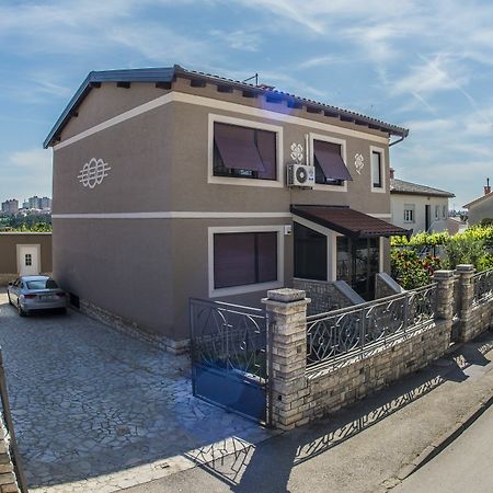 Diegos Apartments Pula Ngoại thất bức ảnh