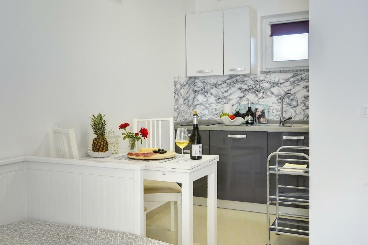 Diegos Apartments Pula Ngoại thất bức ảnh
