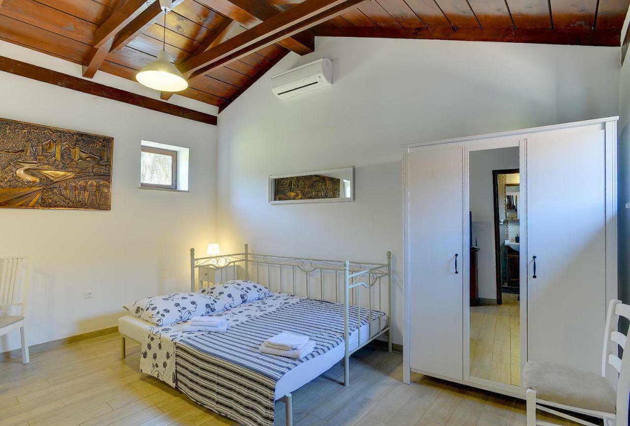Diegos Apartments Pula Ngoại thất bức ảnh